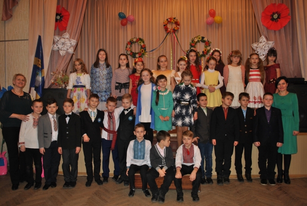 Свято "Пори року" у 3-Б кл., кер.Андрусенко Т.О.