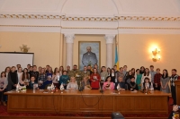 "Життя мертвих триває у пам'яті живих": презентація альманаху "Жити далі", учениця 11-Б Яровенко Марія