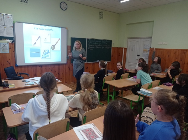 Культура споживання їжі. Етикет за столом