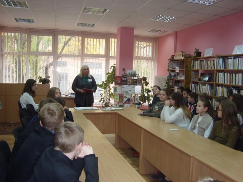 &quot;Це дороге ім’я - свобода&quot; захід в бібліотеці ім.О.Донченка з 6-А кл.