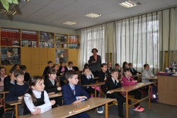 Тематичний урок у 4-А класі, присвячений пам&rsquo;яті жертв Голодомору, кер.Гончарук І.В.