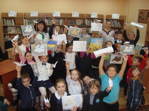 Міжнародний День Миру з 3-В кл. захід "Голуб миру" у бібліотеці ім.О.Донченка